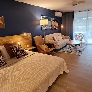 Charm And Sea, Large Designed By Architect Apartment